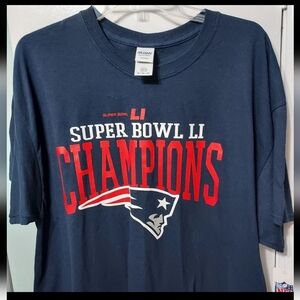NFL Superbowl Champions LI - size XL